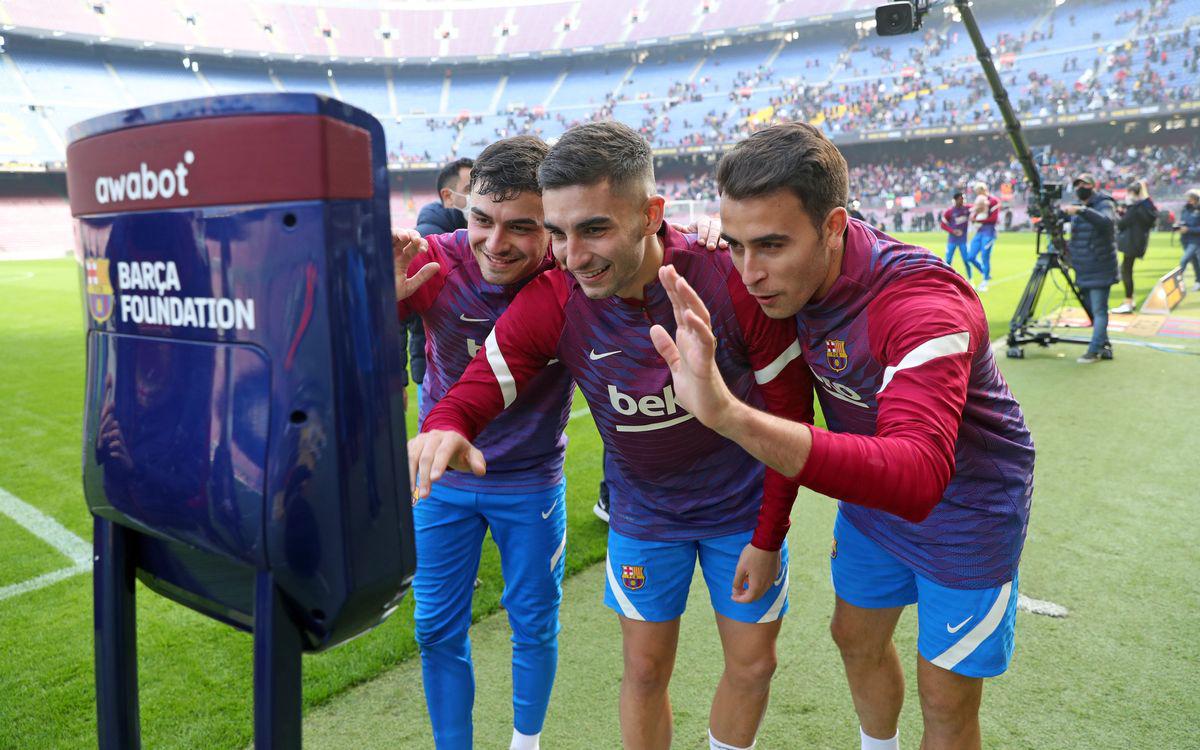 Así fue la presentación de Ferran Torres en el Barcelona: Locura en el Camp Nou, sus mejores amigos ¿y el dorsal?
