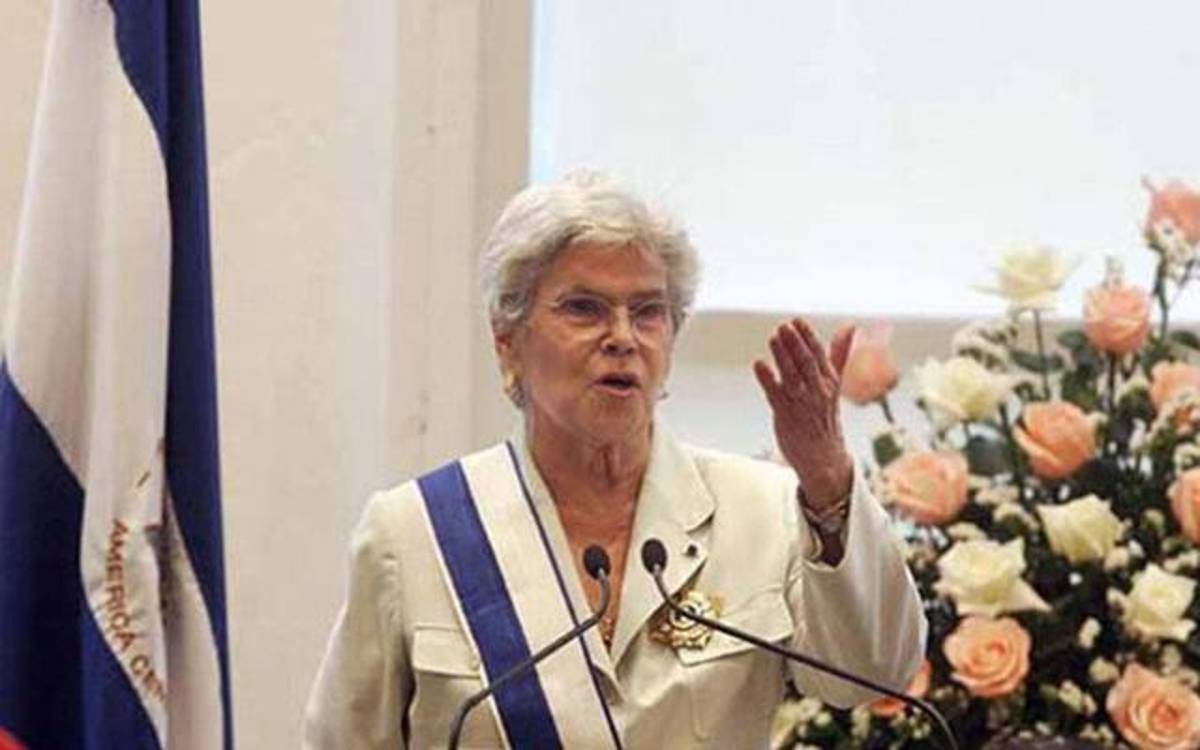 Xiomara Castro hace historia por Honduras: la apretada lista de mujeres presidentas en países americanos