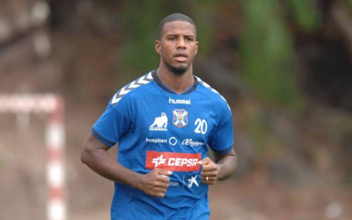 Top: Los 16 futbolistas hondureños que fueron marginados en el extranjero