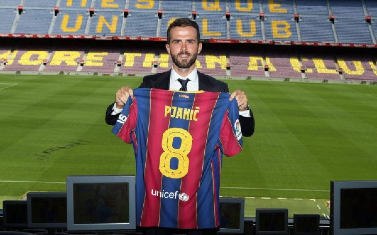 Así fue la presentación de lujo de Pjanic con el Barcelona; le regalaron un auto de lujo