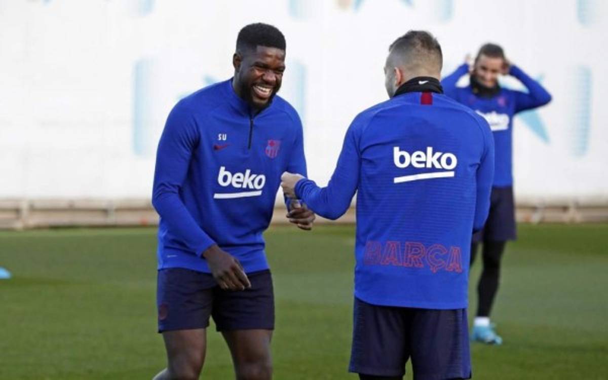 Barcelona recibe inesperada visita en su entrenamiento: ''Qué alegría verte por aquí, hermano''