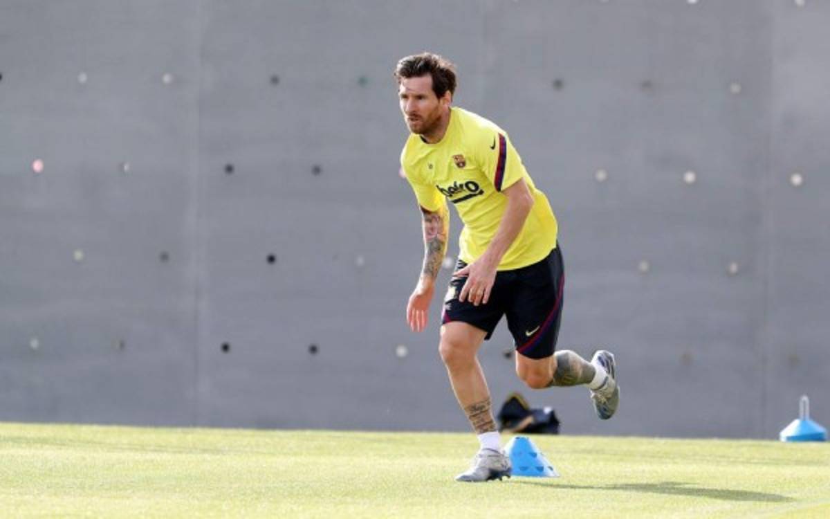 Con protocolos 'anticoronavirus' e individual: Messi y Barcelona realizaron el primer entrenamiento