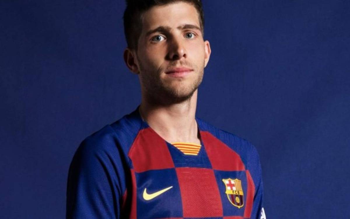 ¡A cuadros! El FC Barcelona lanza la nueva camiseta para la temporada 2019-20
