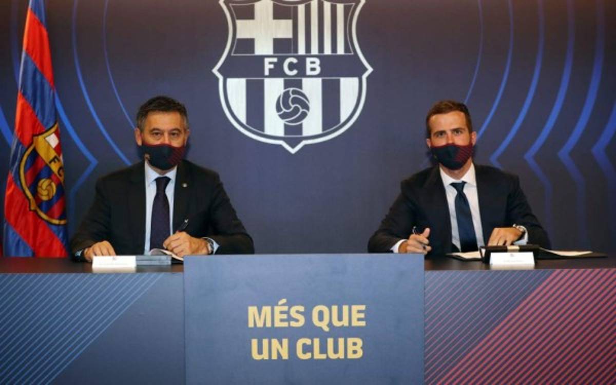 Así fue la presentación de lujo de Pjanic con el Barcelona; le regalaron un auto de lujo