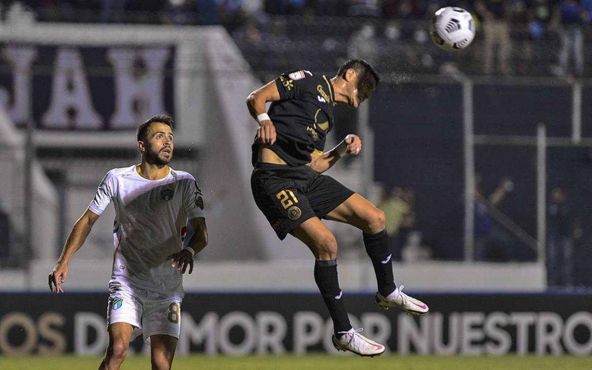 En el Clausura 2022, Moreira le ha marcado de cabeza tres goles a Olimpia, uno a Platense, Marathón y otro al Real Sociedad.