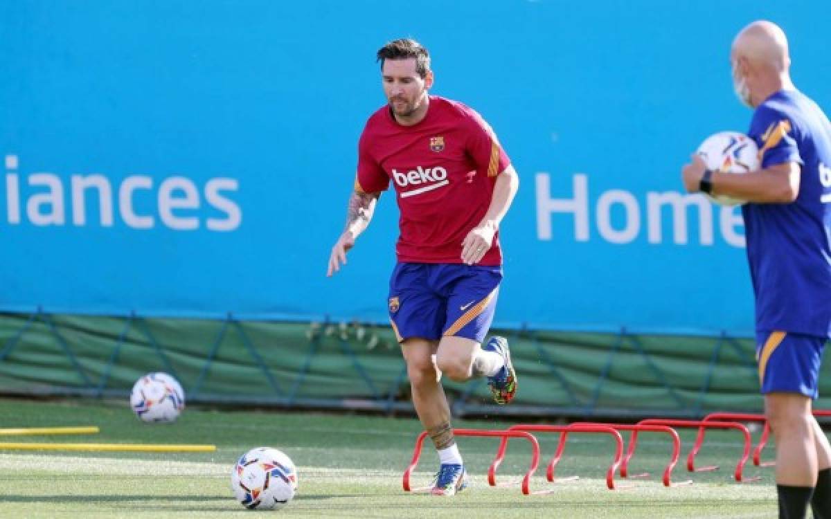 Con una novedad y a todo vapor: Así fue el entrenamiento del Barcelona con el regreso de Messi