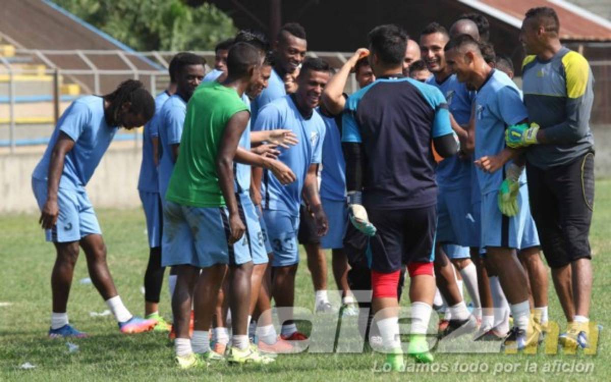 ¡Con semitas y baleadas, el Honduras Progreso prepara la gran final!