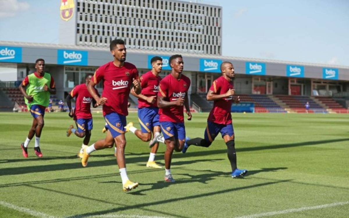 Caras serias y un Coutinho entregado: así fue el entrenamiento del Barça tras que Messi confirmara su futuro