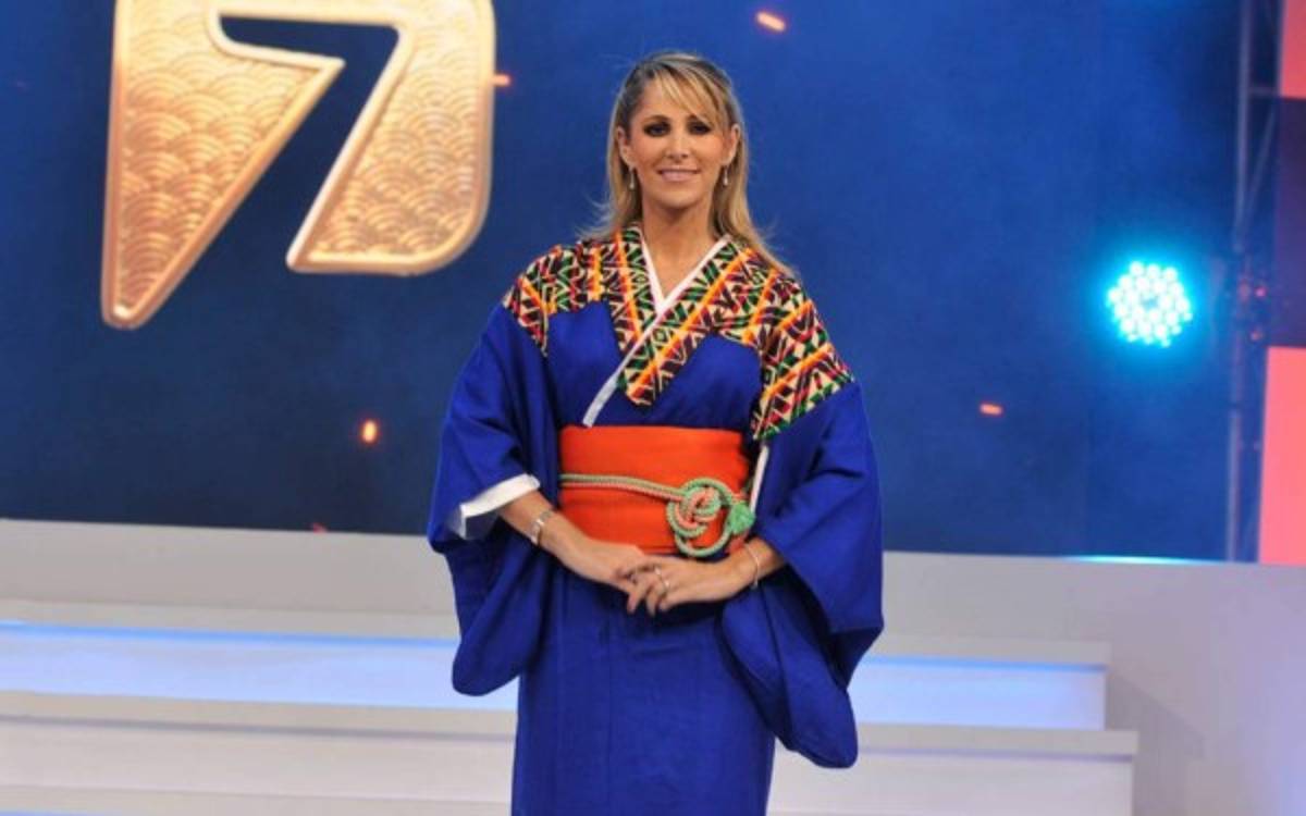 Nuevas e infartantes fotos: Así es Inés Sainz, la periodista más sexy de México y ¿del mundo?