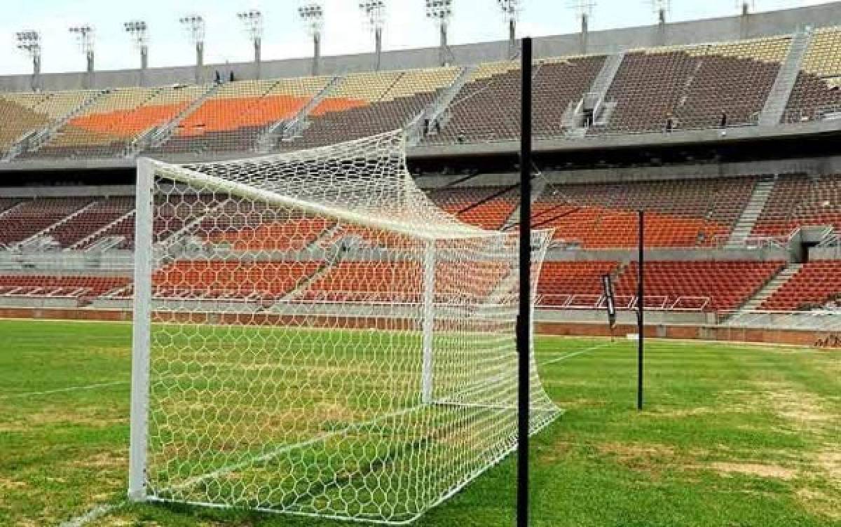 Estadios mundialistas que han sido demolidos y otros están abandonados; dos de Sudáfrica y uno en Brasil