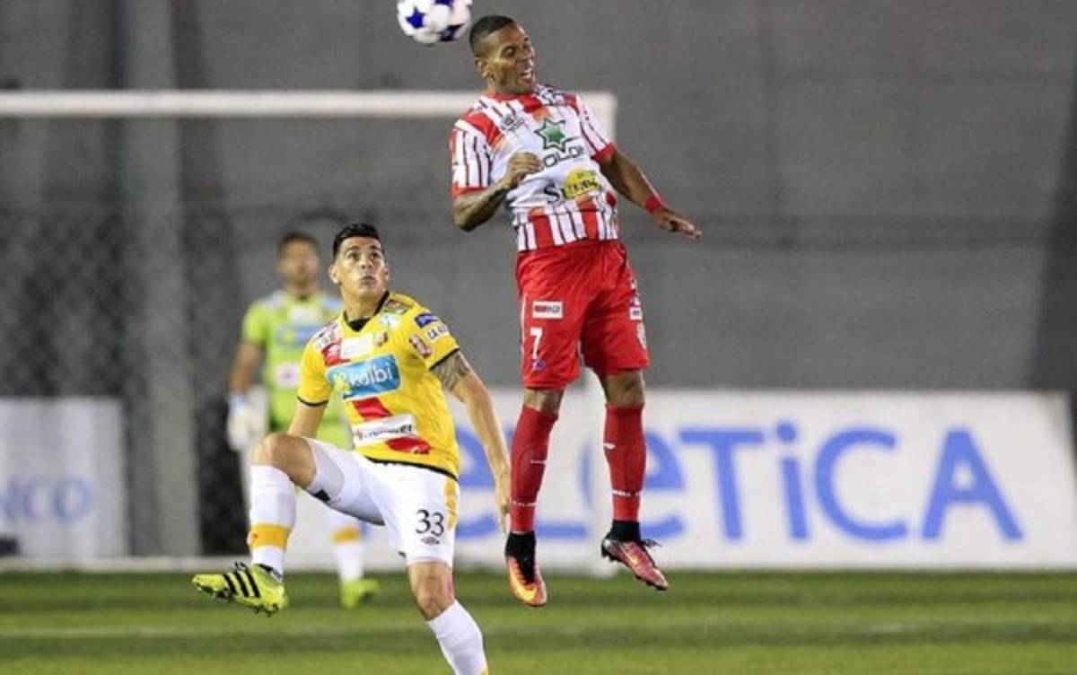 Santos rival de Olimpia en la final cae goleado en Costa Rica ante Herediano
