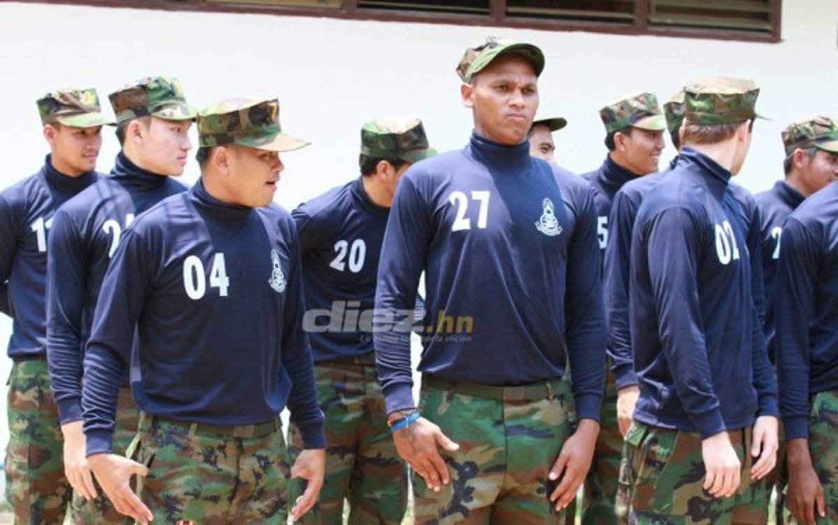 Las fotos inéditas de Georgie Welcome: El agarrón con 'Muma', su gol en el Azteca y el día que fue militar