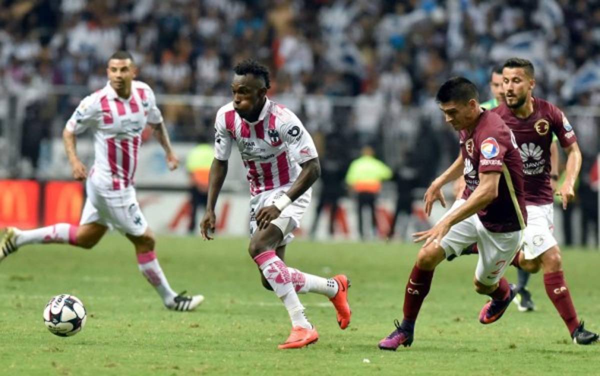 FOTOS: La aventura en el Monterrey le duró muy poco a Alberth Elis