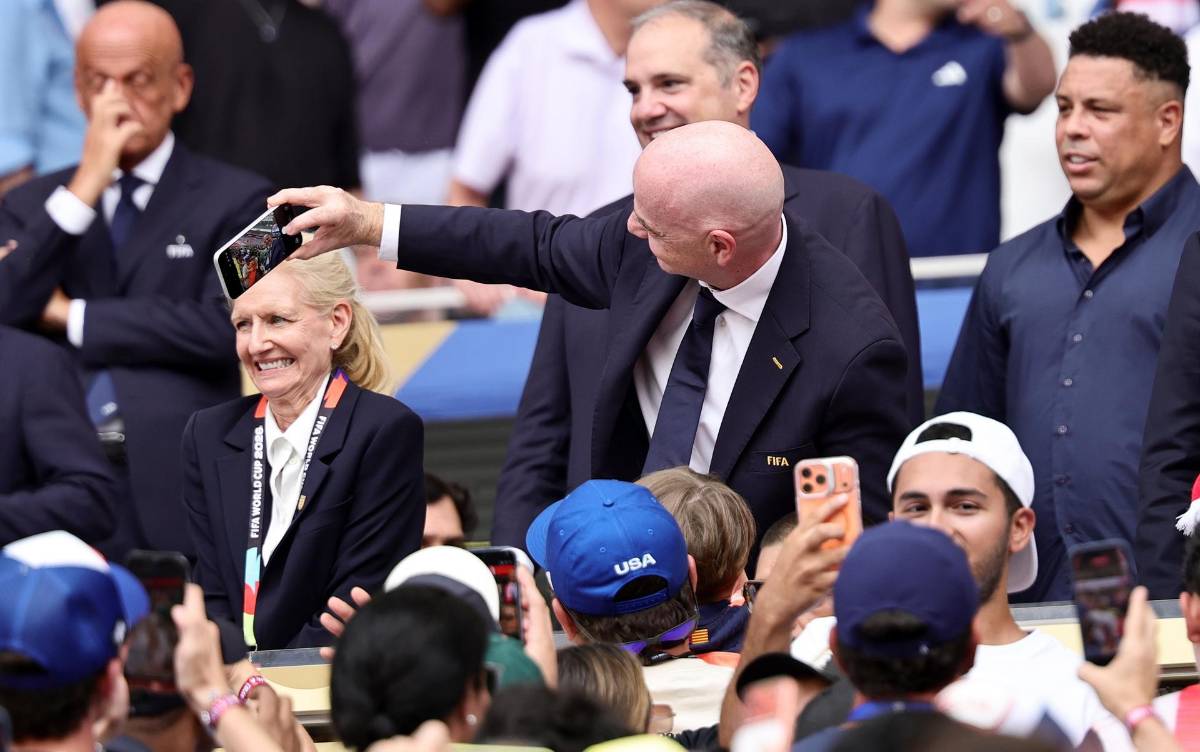 Escándalo en el Mundial: FIFA rompe una regla histórica para la gran final