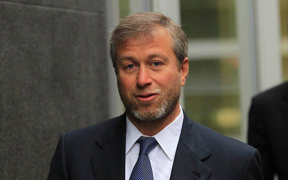 Los vínculos de Abramovich con Putin que lo apartan del Chelsea: lo que hizo por el presidente ruso y su fortuna al descubierto