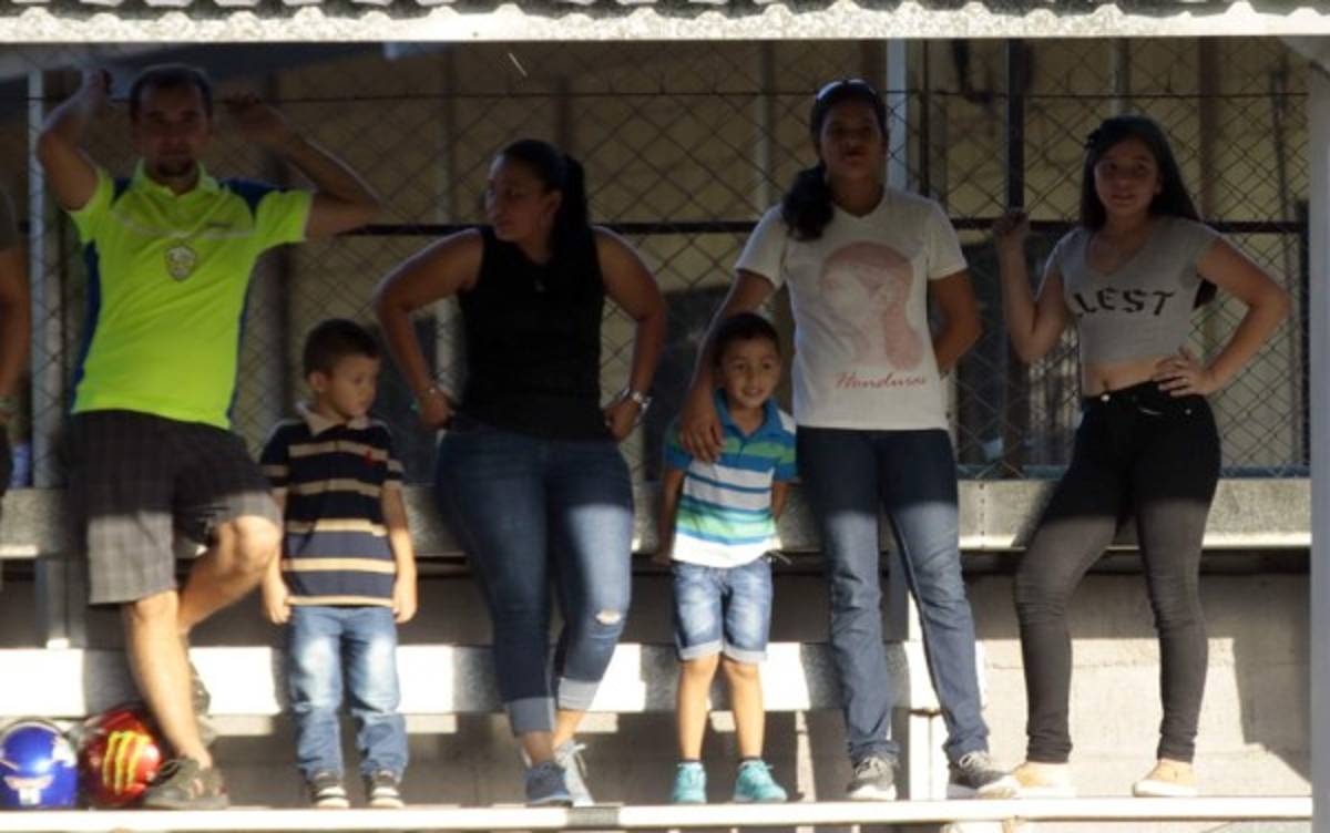 EN FOTOS: ¡Así se vive el Ascenso en el fútbol de Honduras!