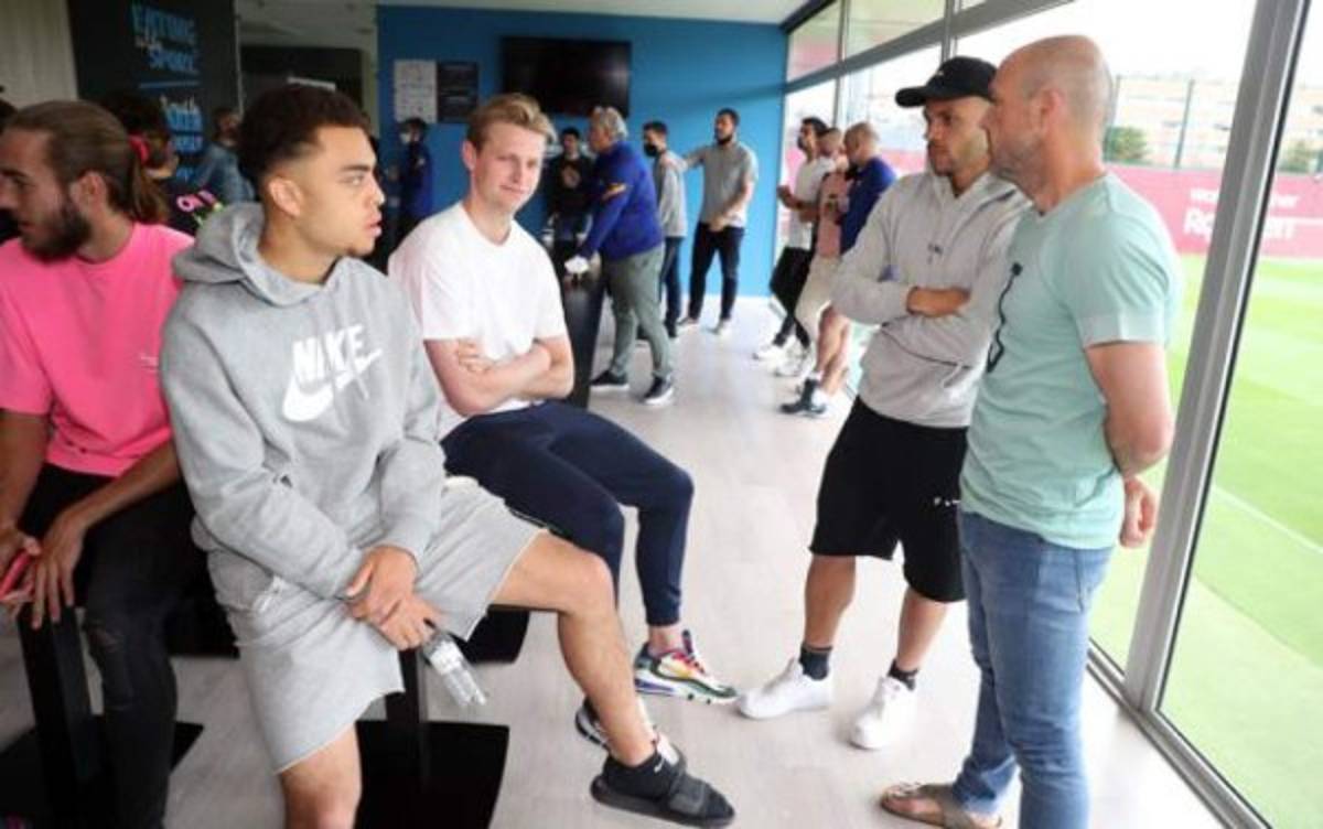 ¿Quién fue el acompañante de Messi?: Así fue la última reunión del Barcelona para despedir la temporada  