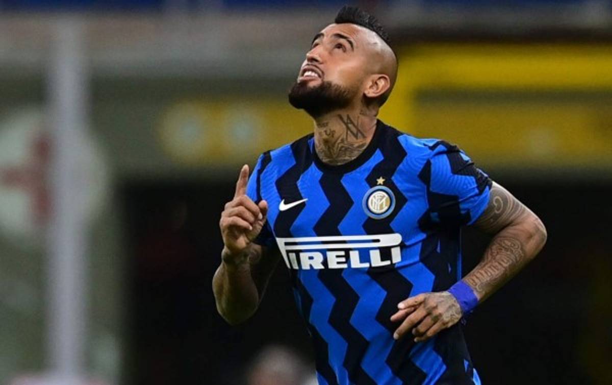 Desde una gasolinera hasta un bar: ¿Qué compraron con su primer sueldo estos deportistas?