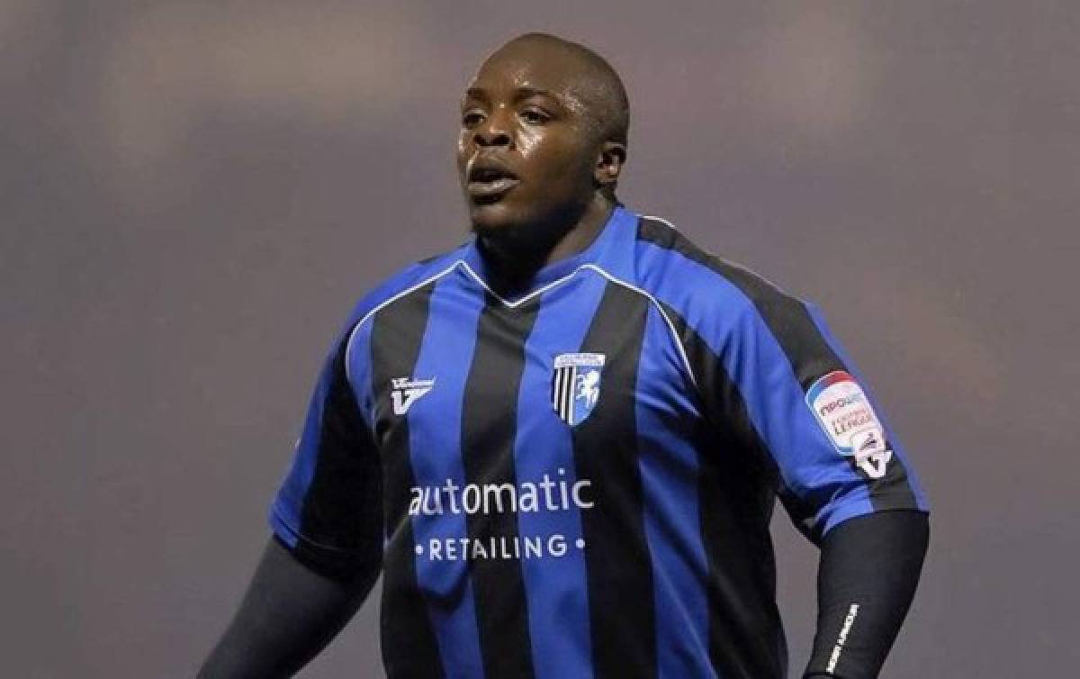 ¡Tremendo! El cambio físico de Adebayo Akinfenwa, el jugador más fuerte del mundo  