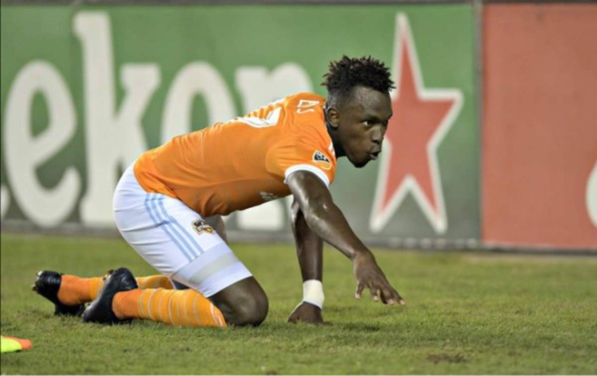 FICHAJES: Real Madrid presenta jugador; Alberth Elis suena en Europa