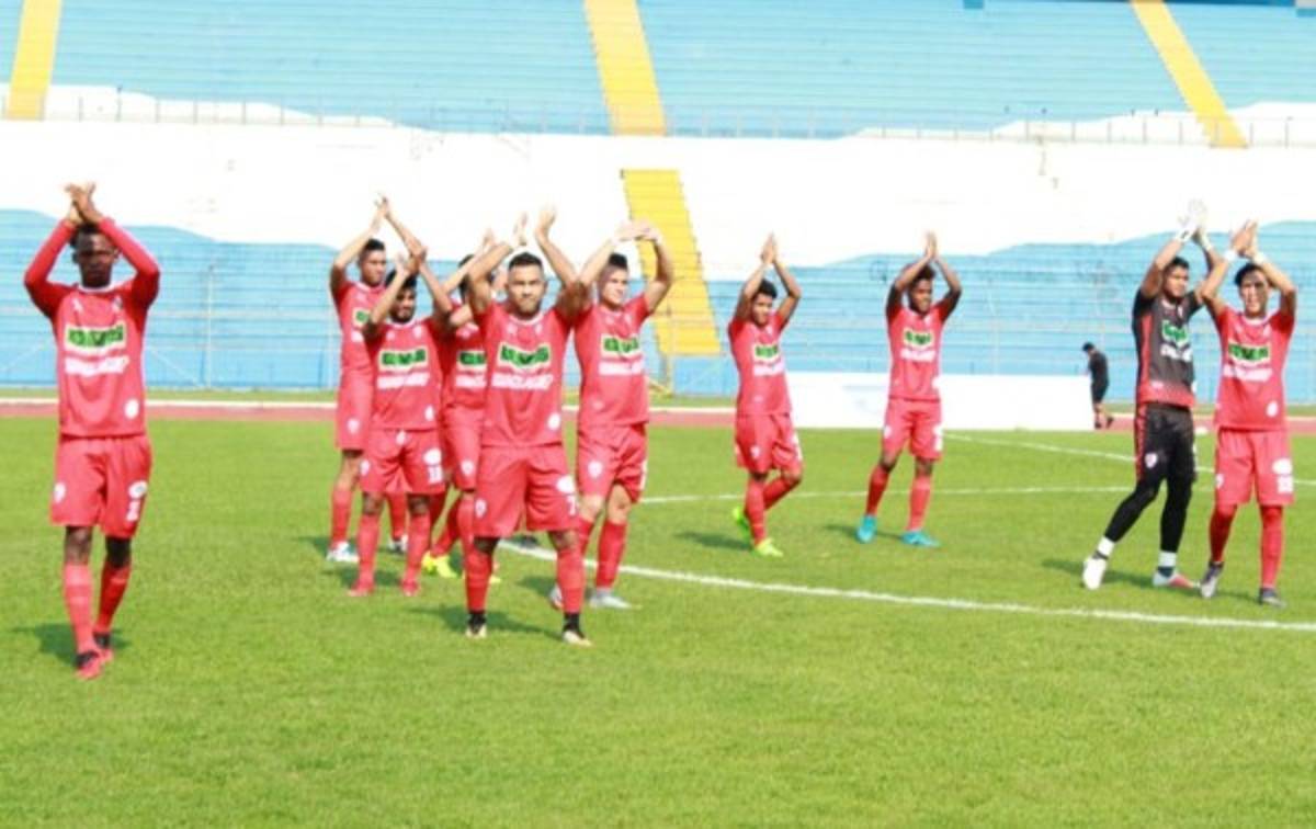 Broncos del Sur y Atlético Choloma , los otros que pelean por no irse a Liga Mayor