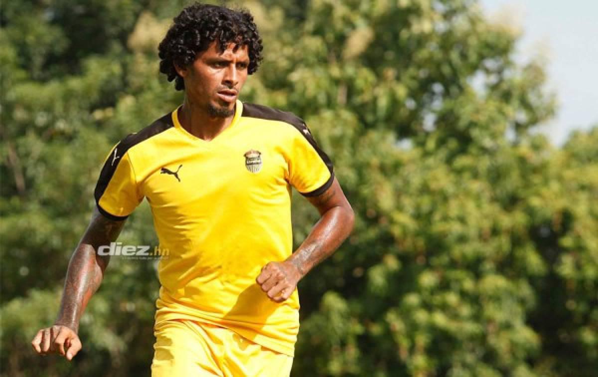 Maylor Núñez, Ever Alvarado Patón Mejía y otros futbolistas que vistieron la camisa de Olimpia y Real España