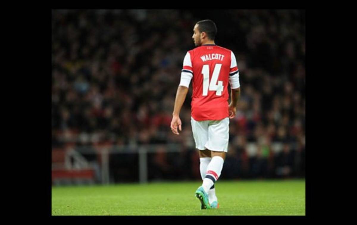 Los 11 futbolistas que heredaron un número con mucho peso histórico