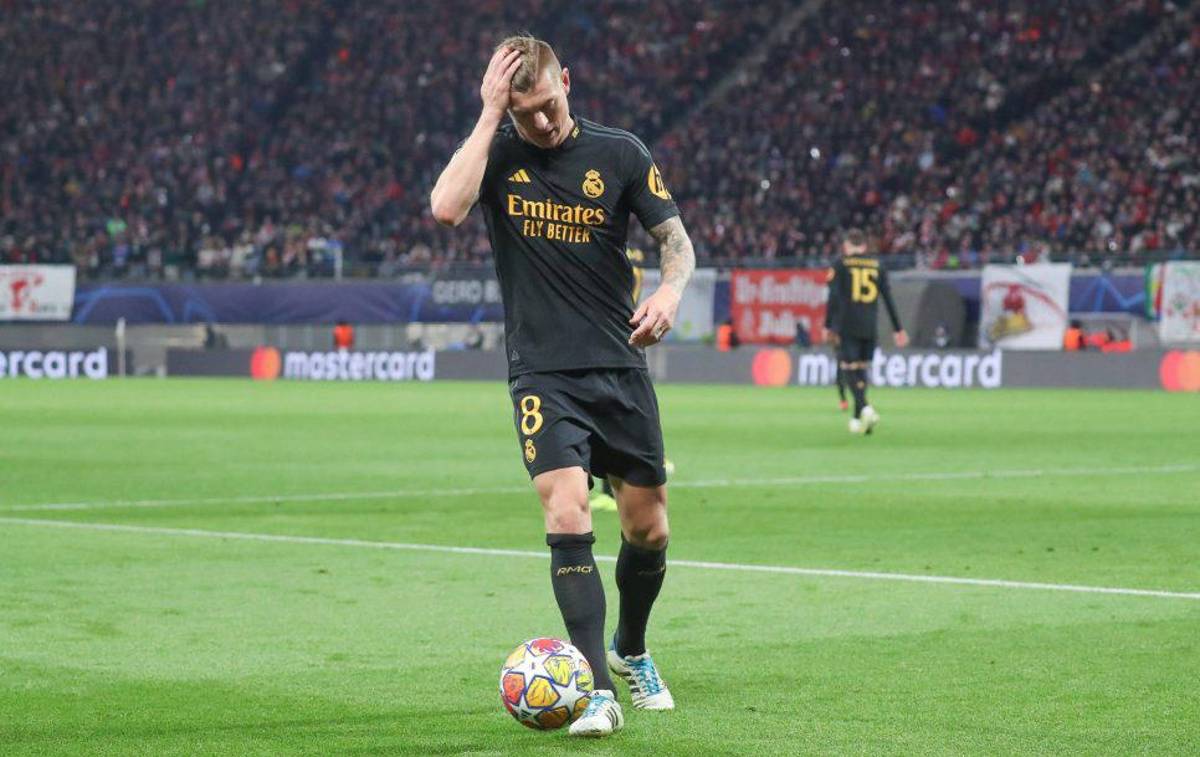 Ancelotti sorprende y acaba con las dudas: ¡el 11 titular que Real Madrid usará ante el City en la Champions League!