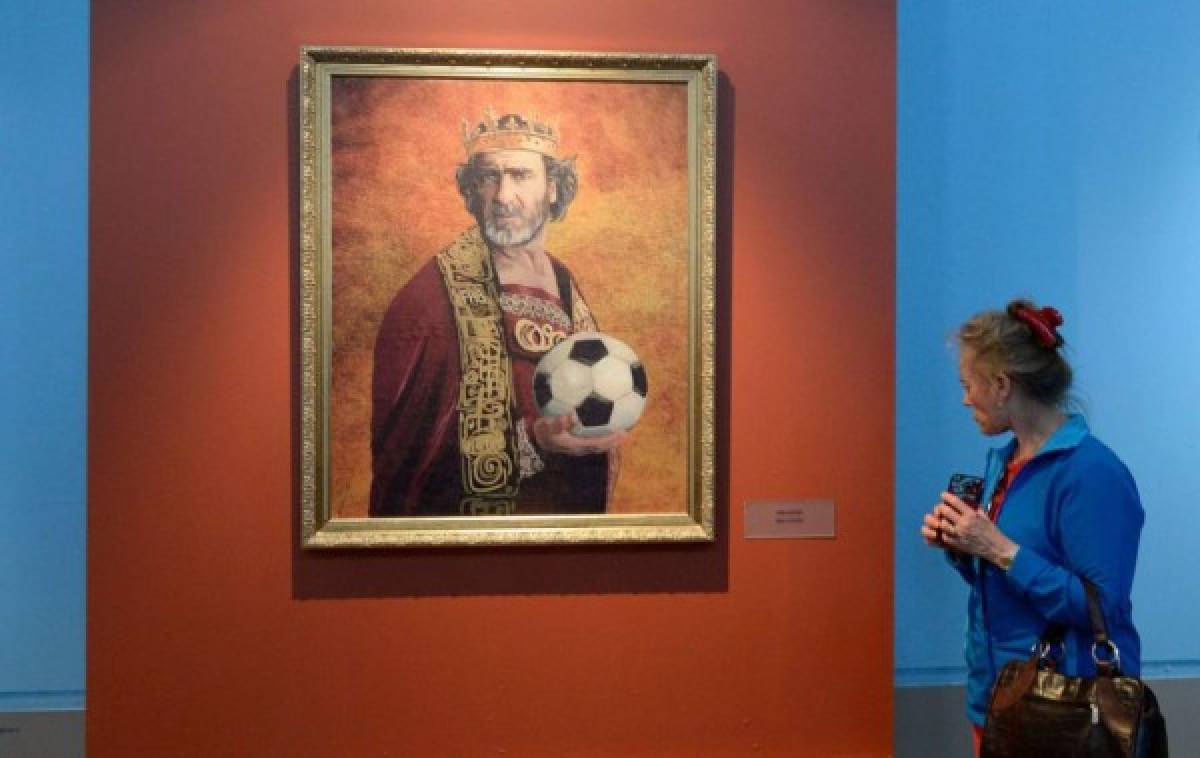 ¡Como los dioses! Las obras de arte que inmortalizan a los históricos del fútbol en Rusia