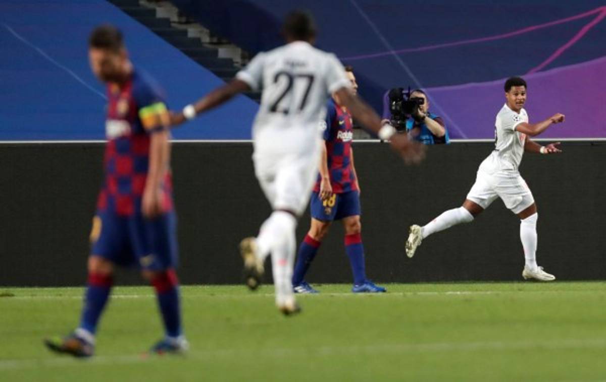 Decepción, impotencia, amargura... los terribles gestos de Messi en el partido ante el Bayern
