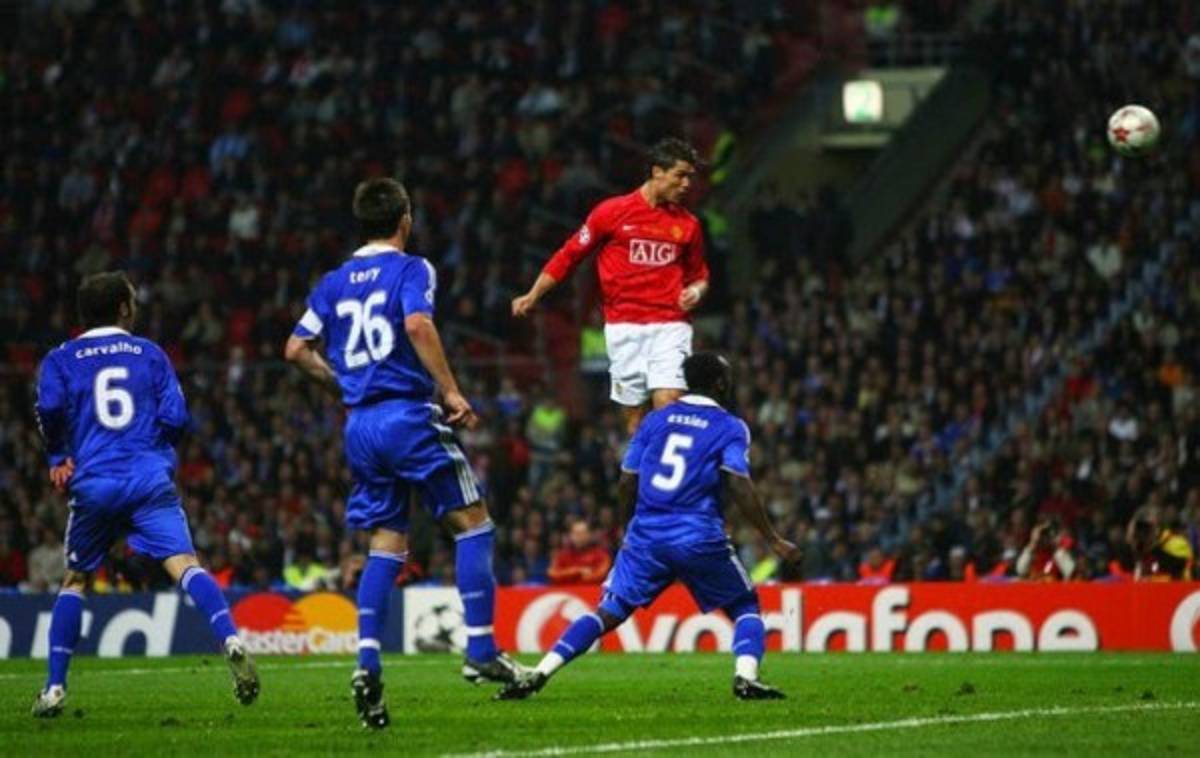 Un CR7 que vuela: Los cabezazos más épicos de Cristiano Ronaldo que terminaron en gol