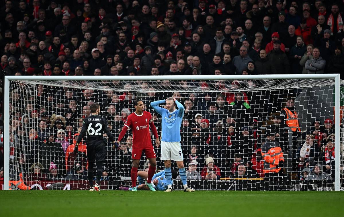 De Bruyne y su bronca en la banca con Pep Guardiola, la polémica en el Liverpool-Manchester City y Haaland no apareció