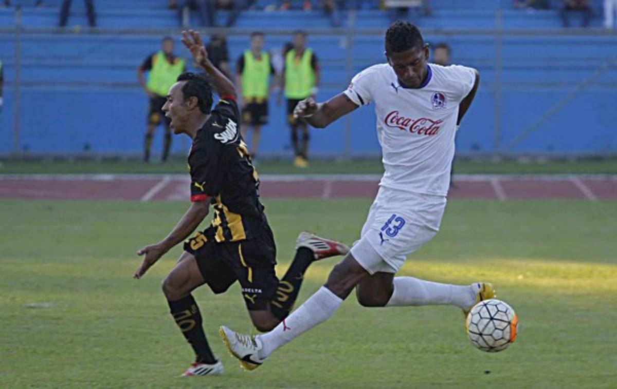 Las fotos más polémicas de los últimos clásicos Real España-Olimpia