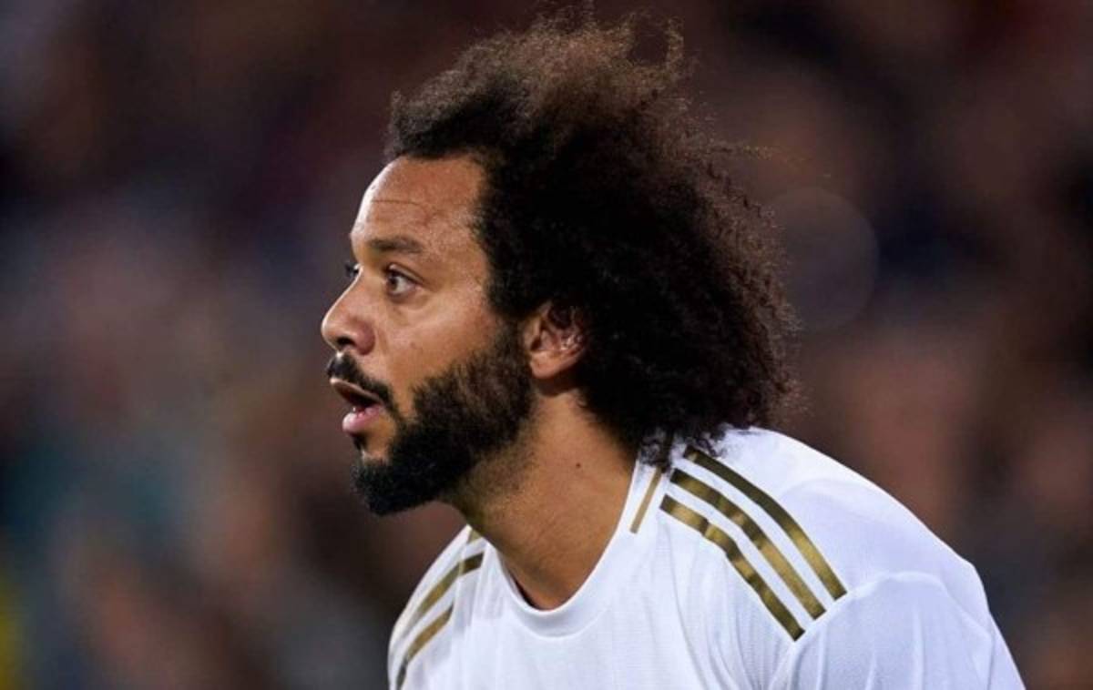 Caras largas, el gesto de Hazard tras la nueva lesión y el 'look' de Isco en la derrota del Real Madrid  