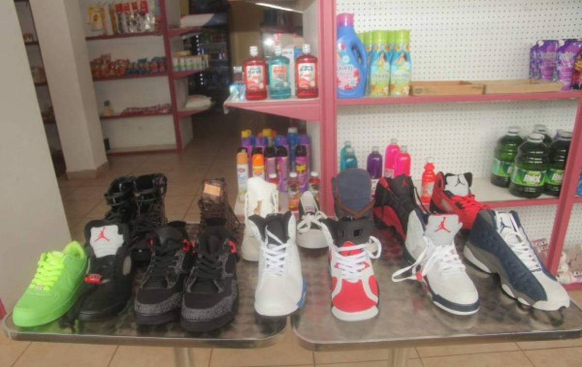 FOTOS: Así es la faceta de Jerry Palacios como comerciante