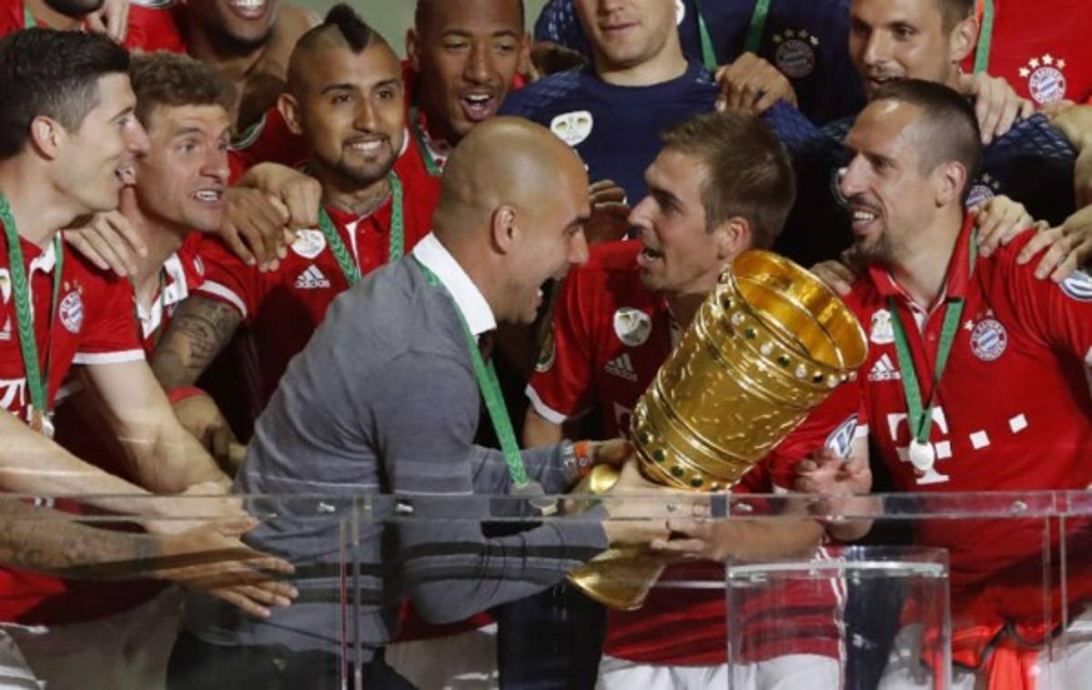 Guardiola se despide con doblete del Bayern Múnich