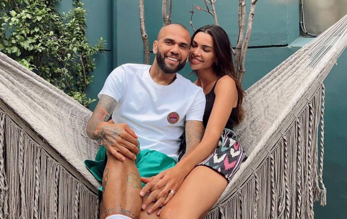 La madre de Dani Alves habla de la traición que sufrió su hijo: ¿Joana Sanz le dio la espalda al futbolista?