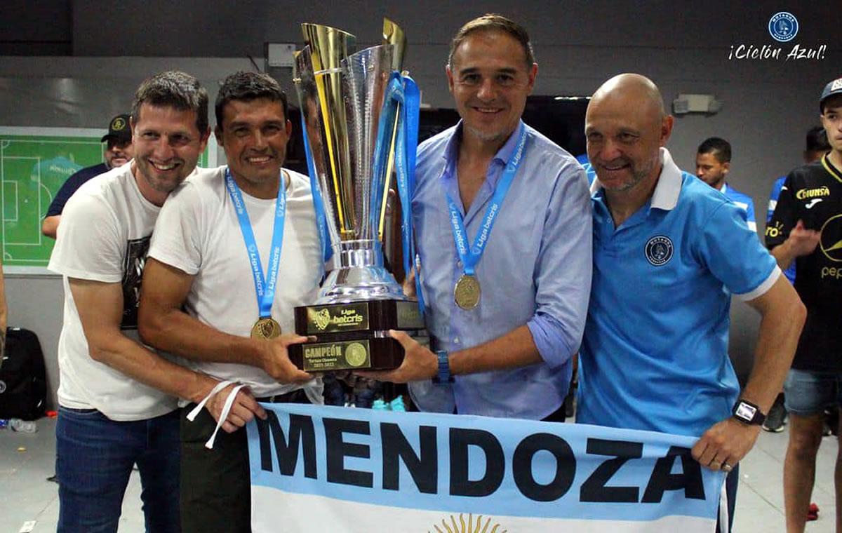 Hernán “La Tota” Medina ganó la Liga Nacional en su primer torneo con Motagual, el Clausura 2022.