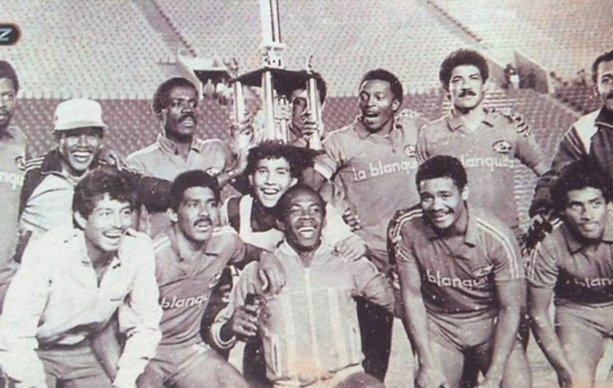 Futbolistas y técnicos de los países más extraños que jugaron en Honduras