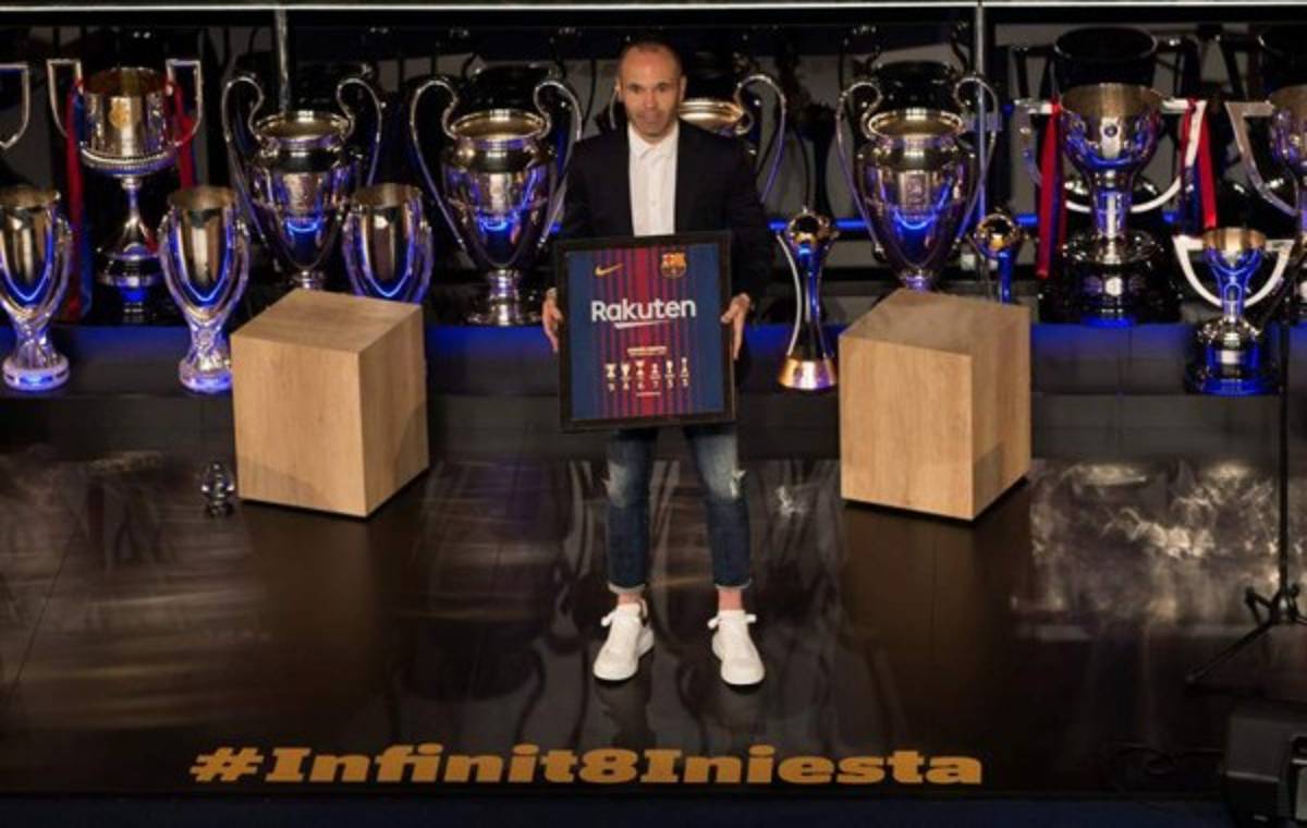 Así fue la emotiva y tremenda despedida de Andrés Iniesta del FC Barcelona
