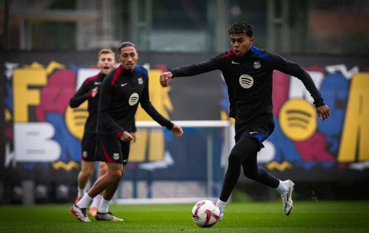 Un crack del Barcelona reveló las estrictas condiciones de Hansi Flick: “Con Xavi eran multas, pero con él...”