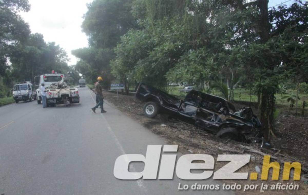 FOTOS: ¡Impactante! Así quedó el auto en el que se accidentó Jhon Paul Suazo