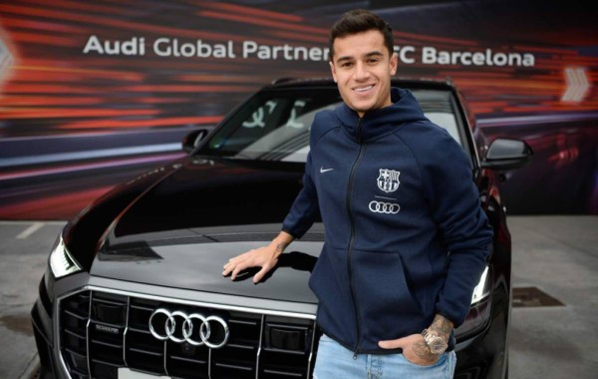 Los impresionantes autos que recibieron los futbolistas del Barcelona de parte de Audi