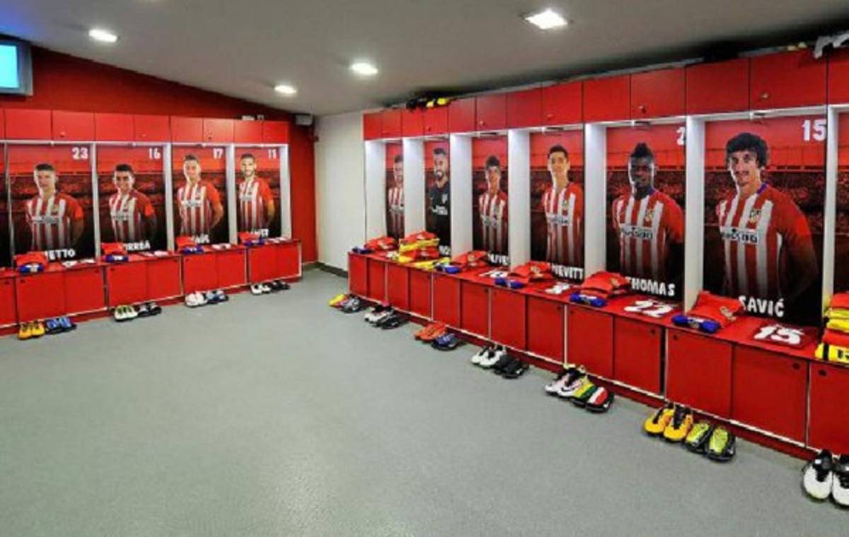 Especial: El camerino del estadio Nacional de Costa Rica y los más lujosos del mundo