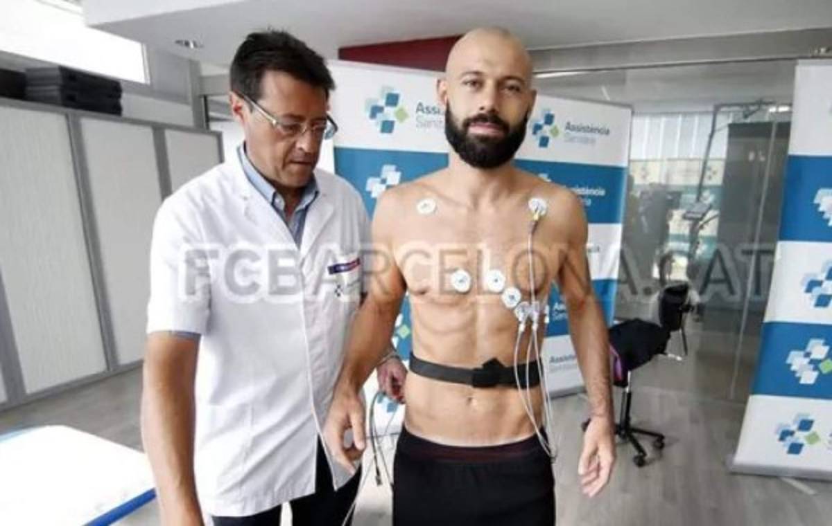 ¡SORPRESA! Modelo señala a figura del Barcelona de 'asqueroso' tras sufrir un encuentro