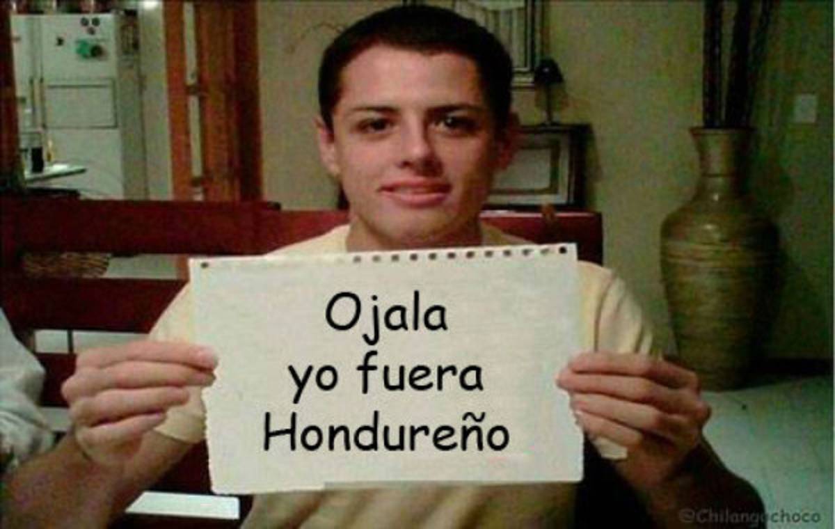 Con memes se burla el mundo de México.