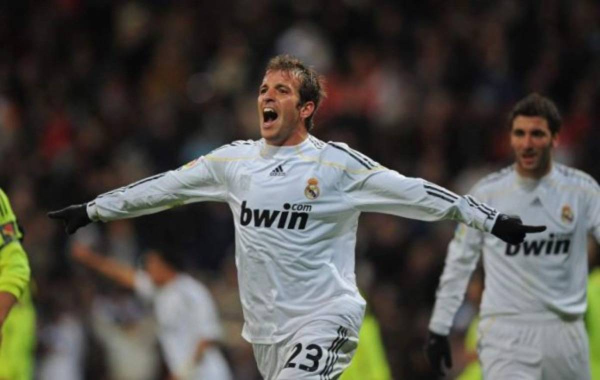 Vistieron la camisa del Ajax y Real Madrid y quizás no los recuerdes