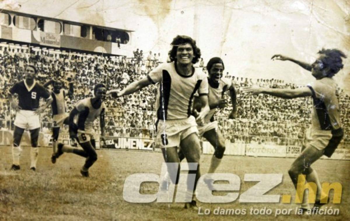 Las mejores fotos de los 87 años de historia del Real España  