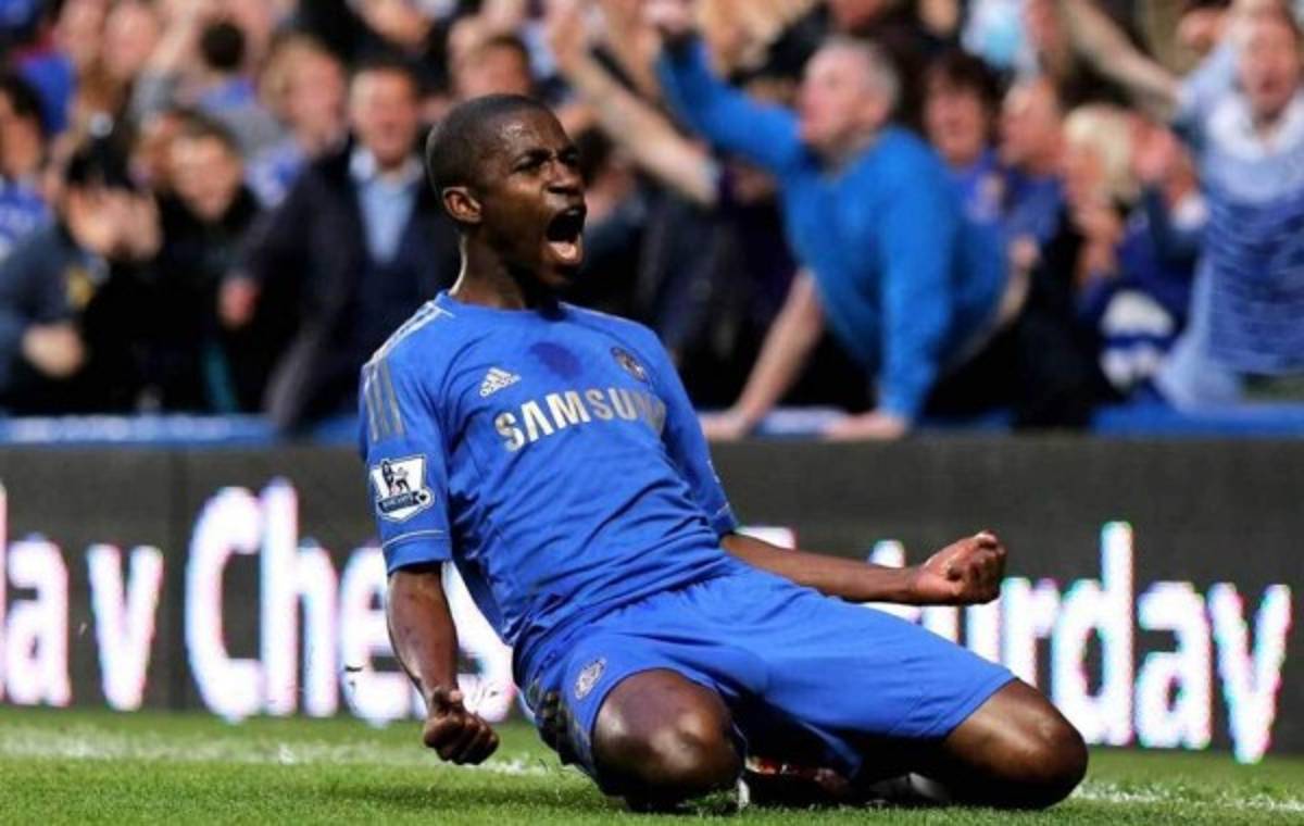 No tienen empleo: La increíble lista de estrellas internacionales que están parados y sin equipo