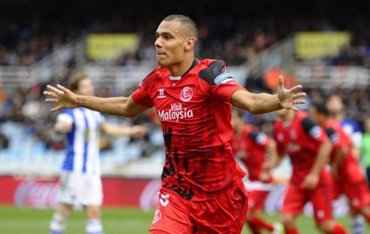 RUMORES Y FICHAJES: ¡Chelsea busca a Chicharito y la 'Brujita' regresa al fútbol!